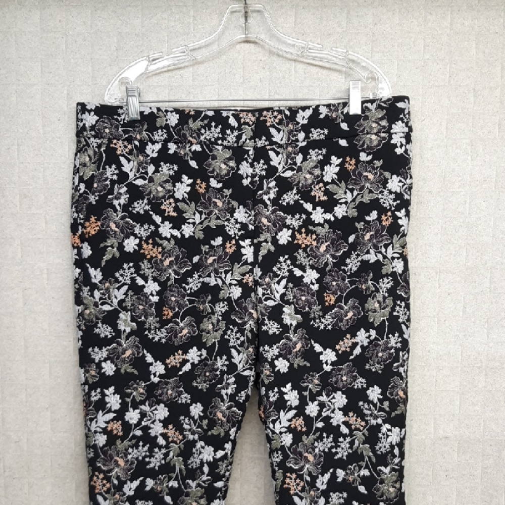 Ann Taylor LOFT Floral Print Tapestry Ankle Pants